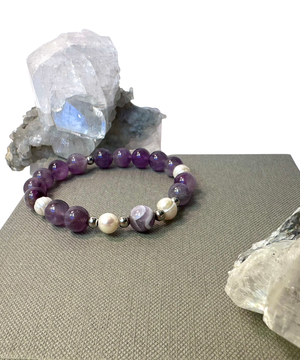 Amethyst- und Flussperlen-Armband