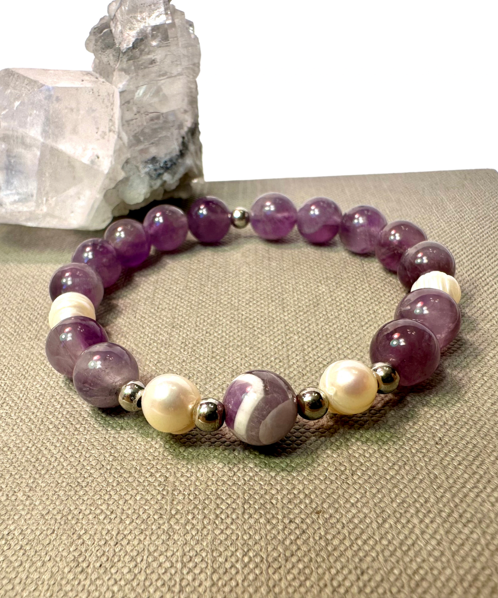 Amethyst- und Flussperlen-Armband