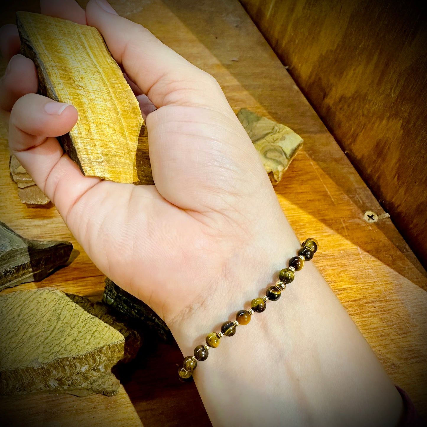Kleines Tigerauge-Armband