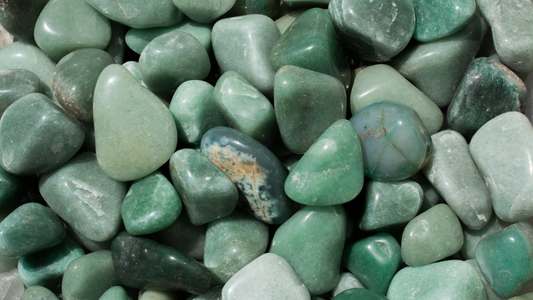 Aventurine: How to Harness Its Soothing Energy for Your Well-Being