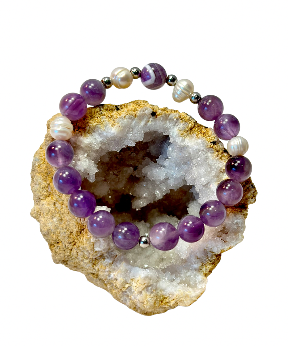 Amethyst & Pearls Bracelet