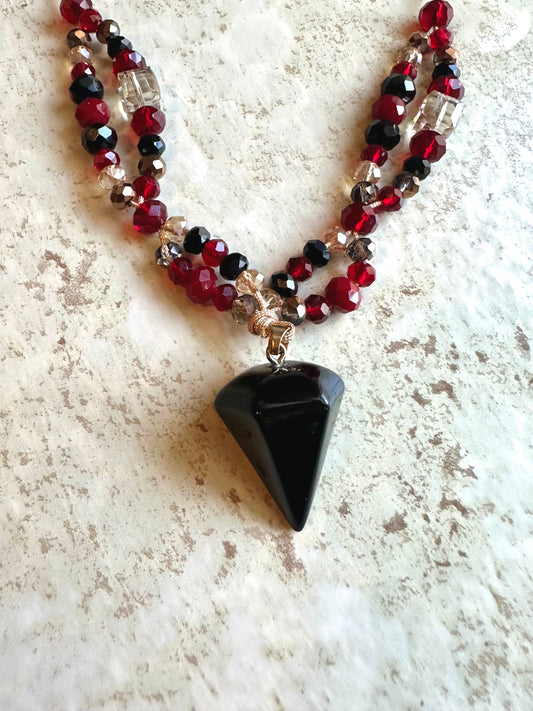 Pendulum Onix & Red Czech Crystals Necklace