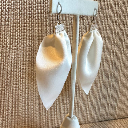 Ivory Leaves Earrings