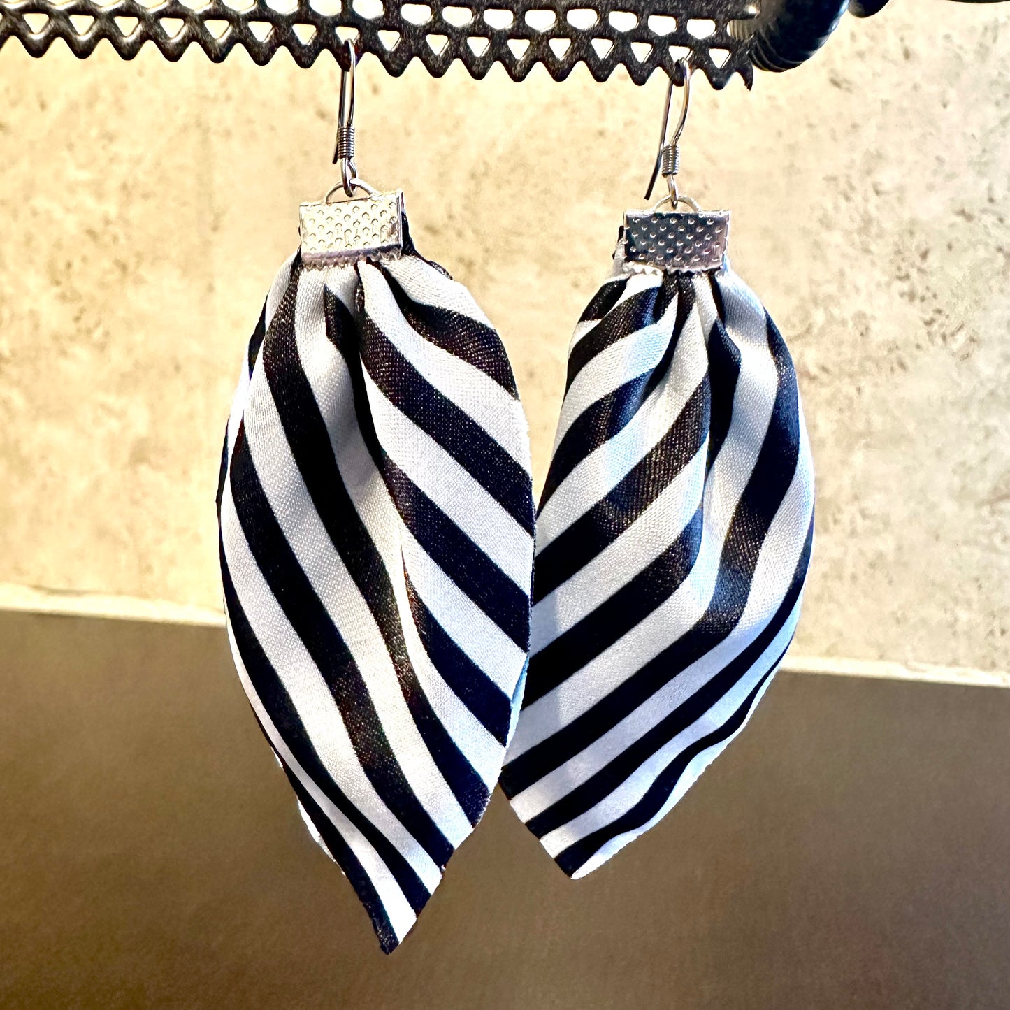 Black & White Striped Leaves Earrings