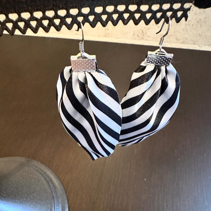 Black & White Striped Leaves Earrings